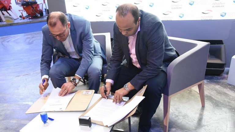 Signature d’une convention de partenariat entre COMAF et Microcred