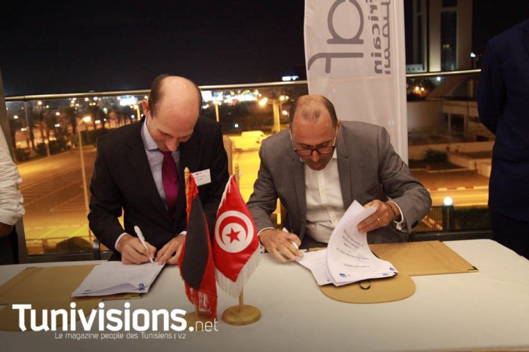 Signature d’une convention de partenariat entre COMAF et AHK